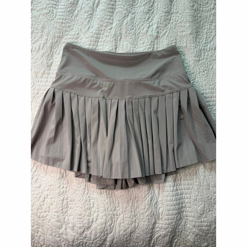 Gold Hinge Gray Size Medium tennis skort skirt pleated